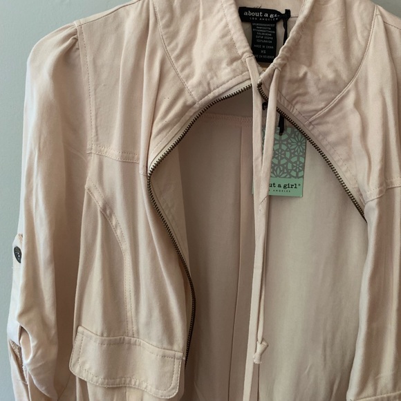 jacket - Picture 2 of 2